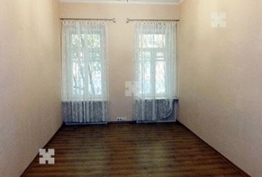 4х комн кв на Тимура Фрунзе 18