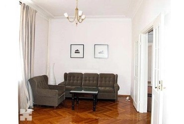 4х комн кв на Бакунинской 8